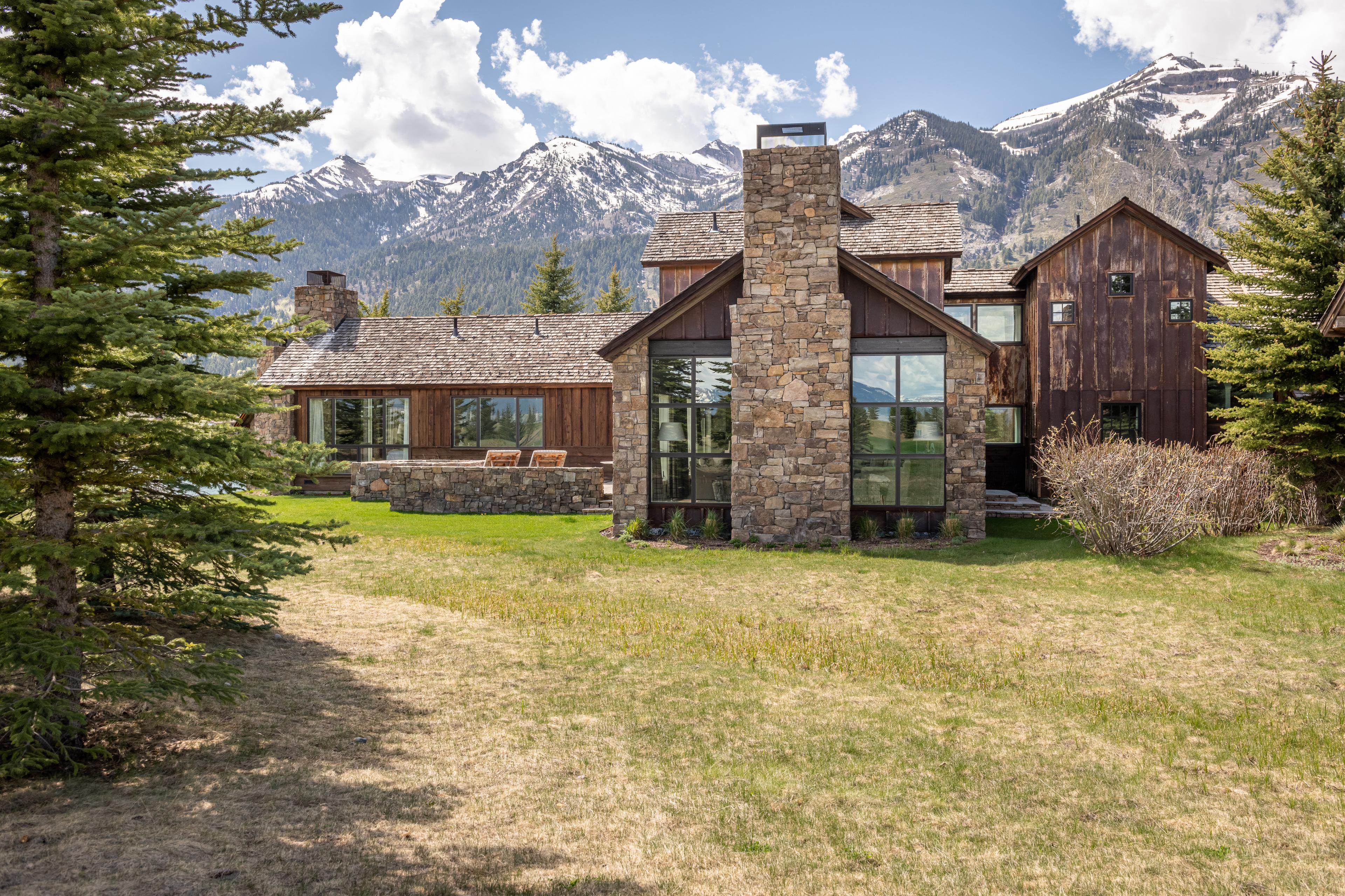 Shooting Star Cabins